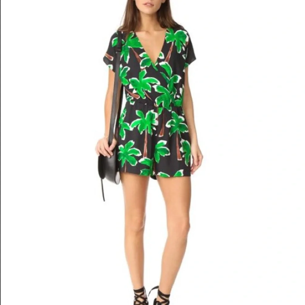 Cooper & Ella Nordstrom palm tree romper sz medium